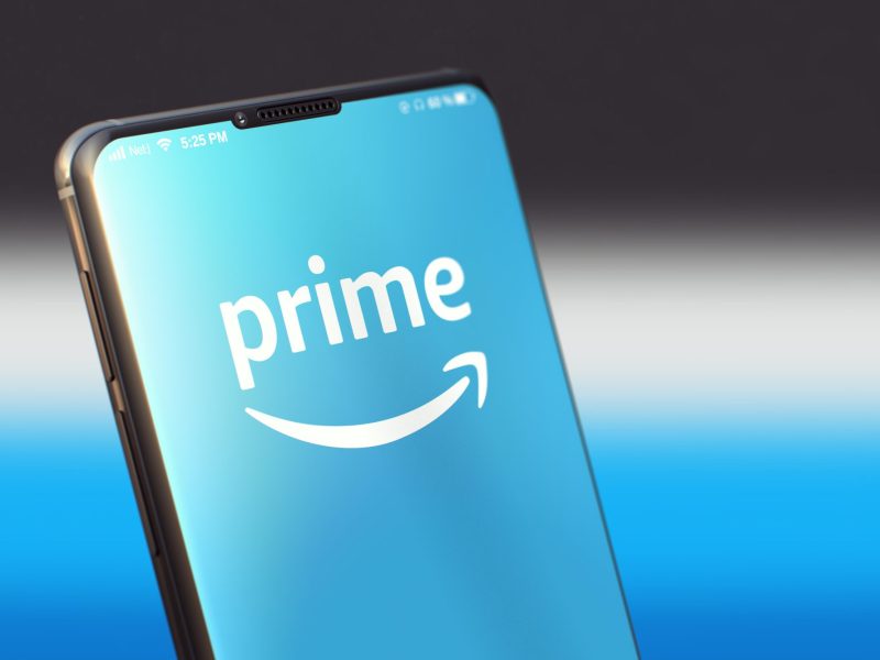 Amazon Prime-Logo auf einem Handy-Bildschirm.