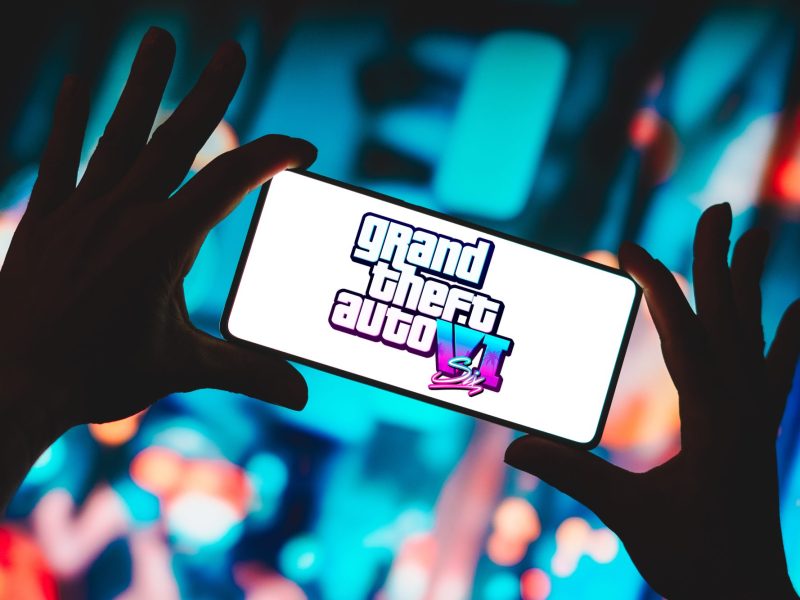 "GTA 6"-Logo auf einem Smartphone