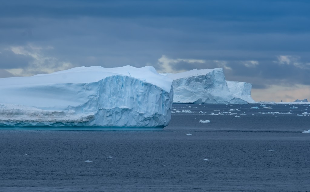 Antarktis: Frankreich-große Fläche „hüpft“ zweimal täglich, zeigen neue Messungen