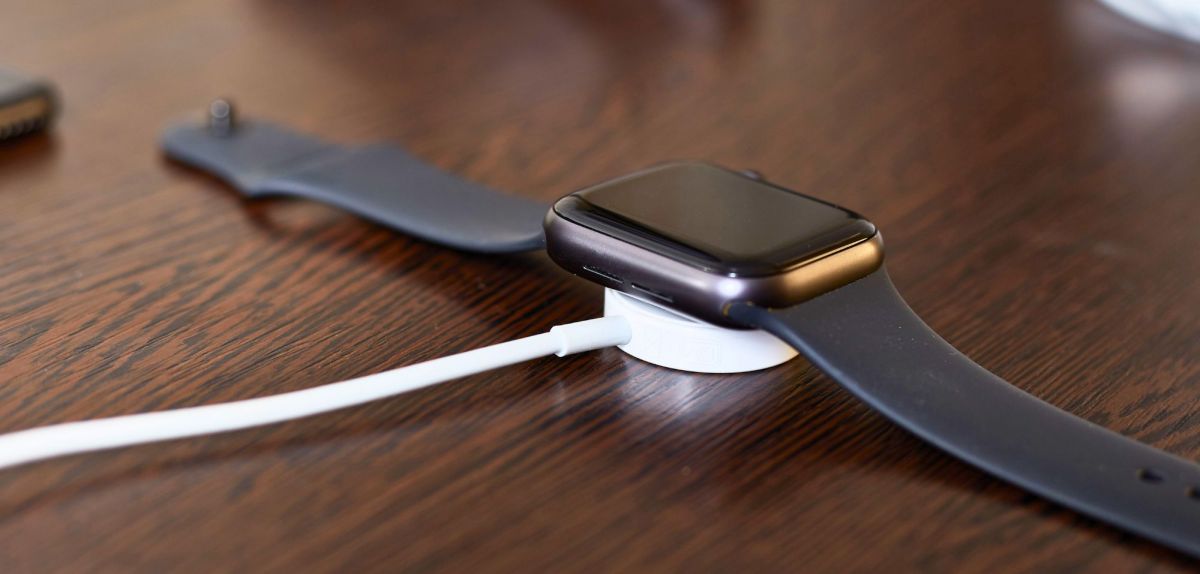 Apple Watch lädt schneller auf dem Ladekabel