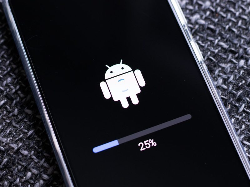 Handy zeigt Bildschirm für Samsung-Update an