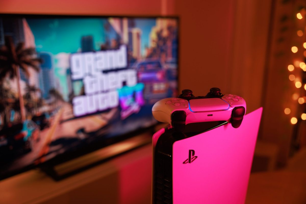 PlayStation 5 vor einem 
