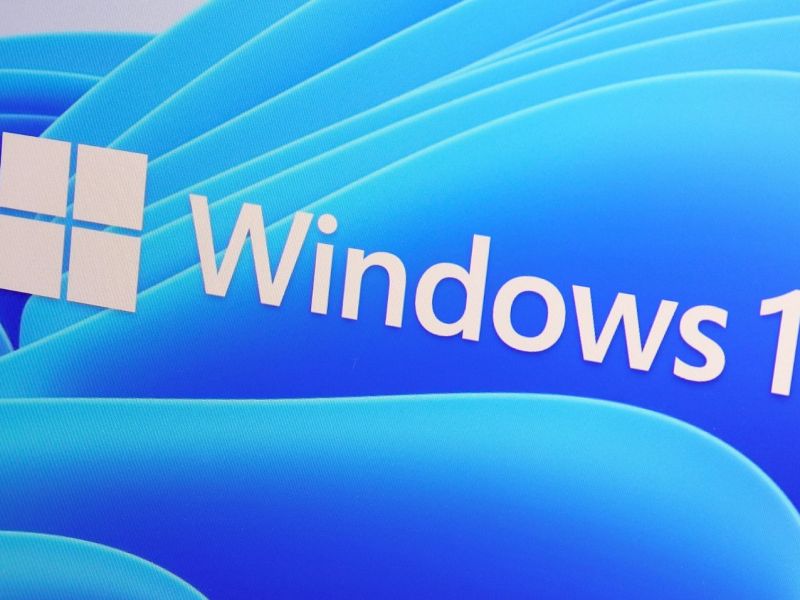 Windows 11-Logo auf Bildschirm
