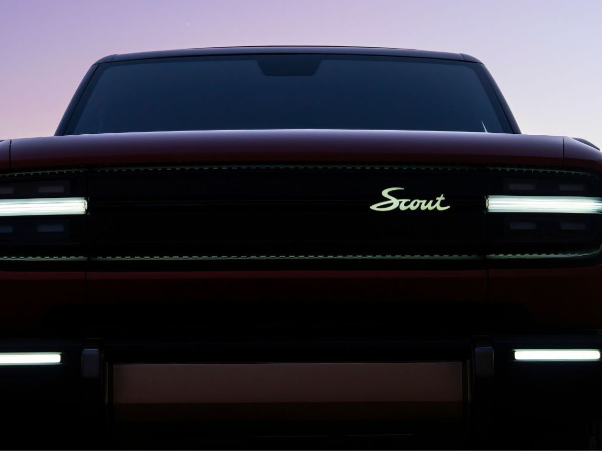Scout Traveler SUV