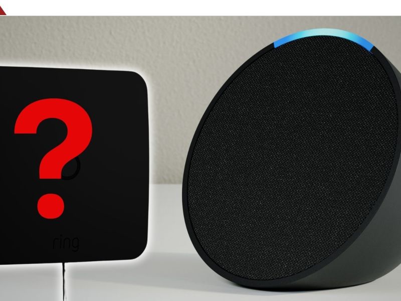 Amazon Echo Pop neben einem geschwärzten Produkt
