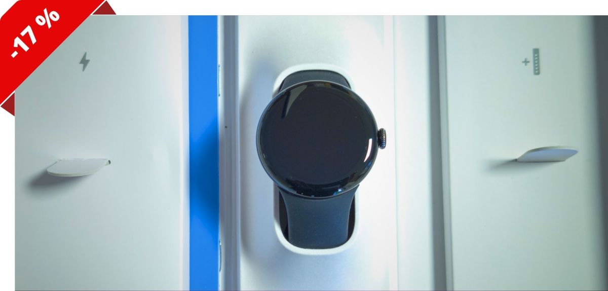 Google Pixel Watch in einem Karton