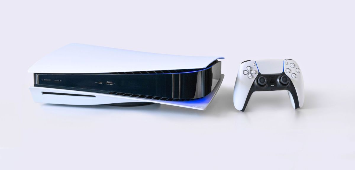 PS5 mit Controller