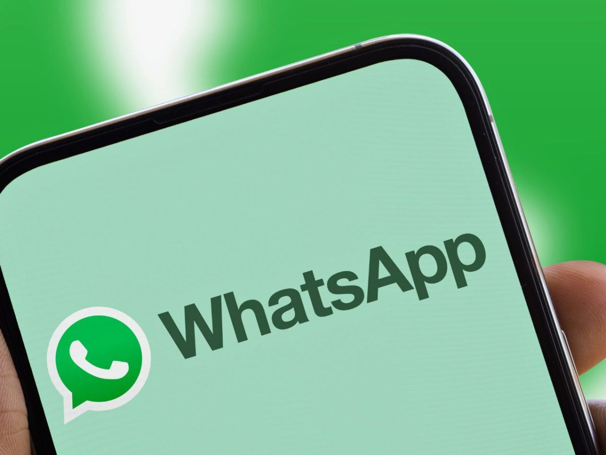 WhatsApp-Logo auf Smartphone