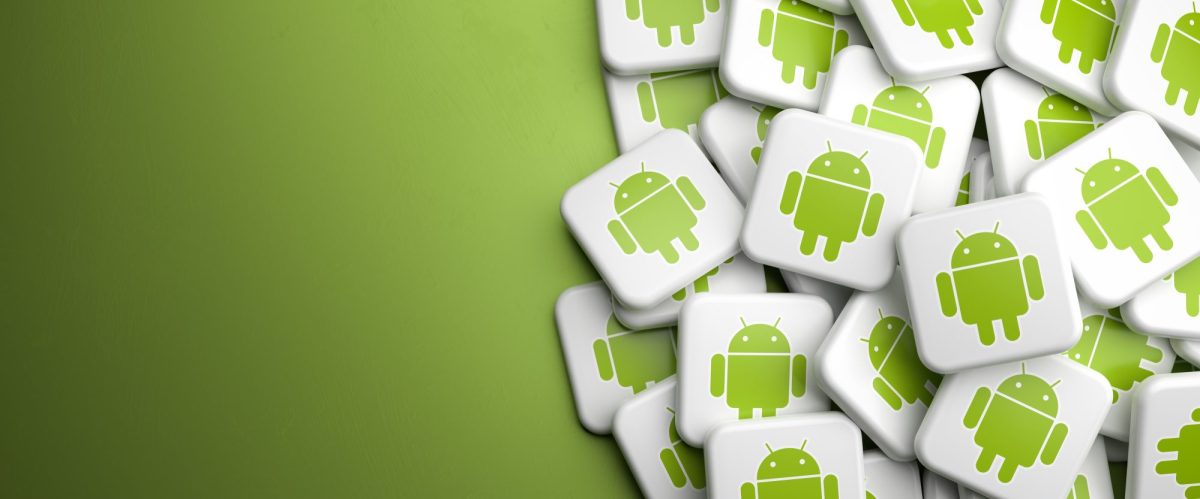 Android-Logos auf grünem Hintergrund.