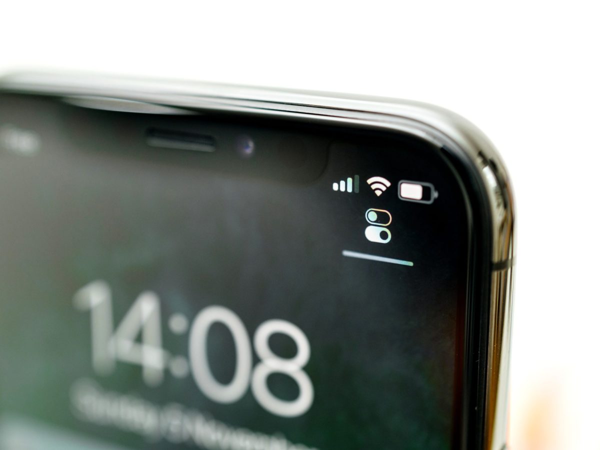 Icon für den Handy-Empfang auf einem iPhone.