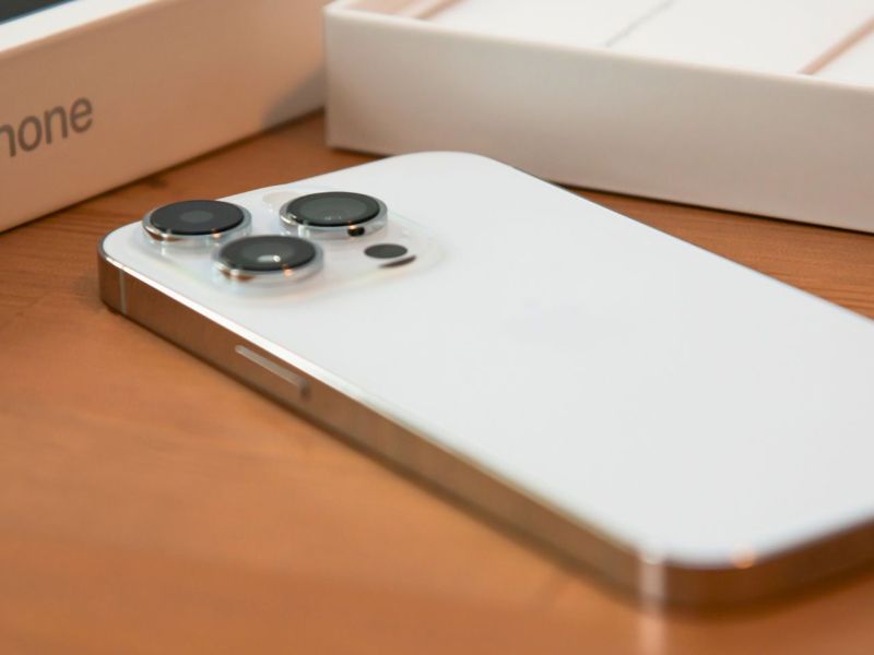 iPhone 14