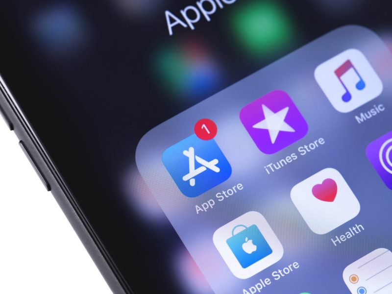 App-Store-Icon auf einem iPhone. Eine rote Eins markiert Neuigkeiten.