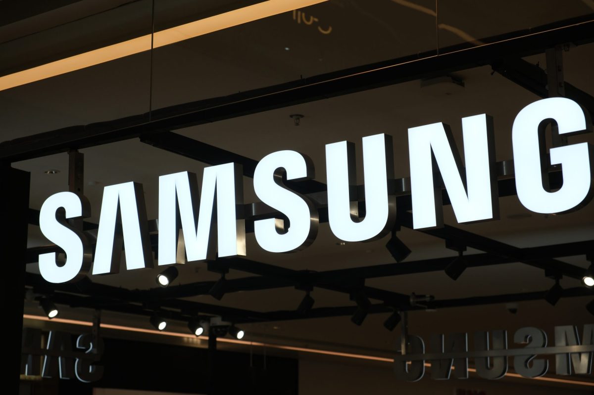 Samsung-Logo als Leuchtreklame.