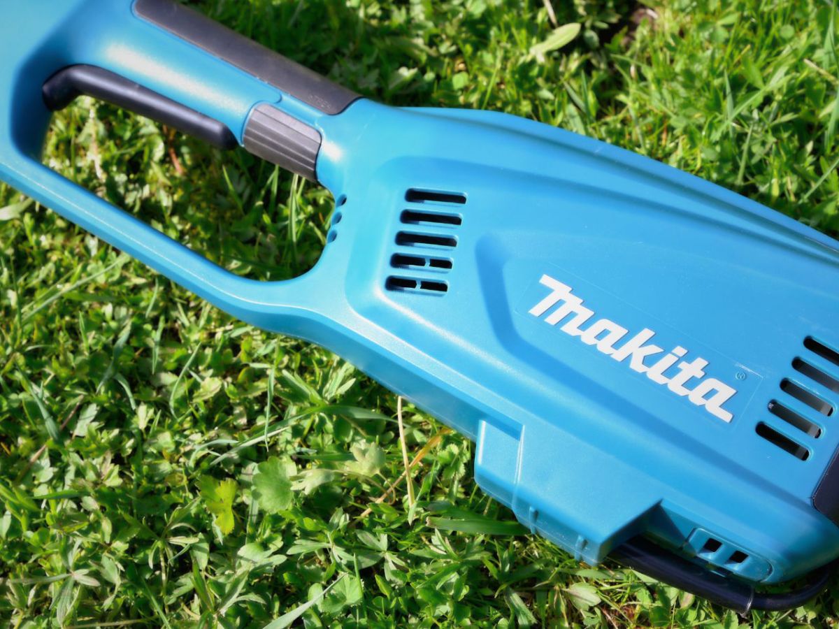 Makita-Akku-Rasentrimmer