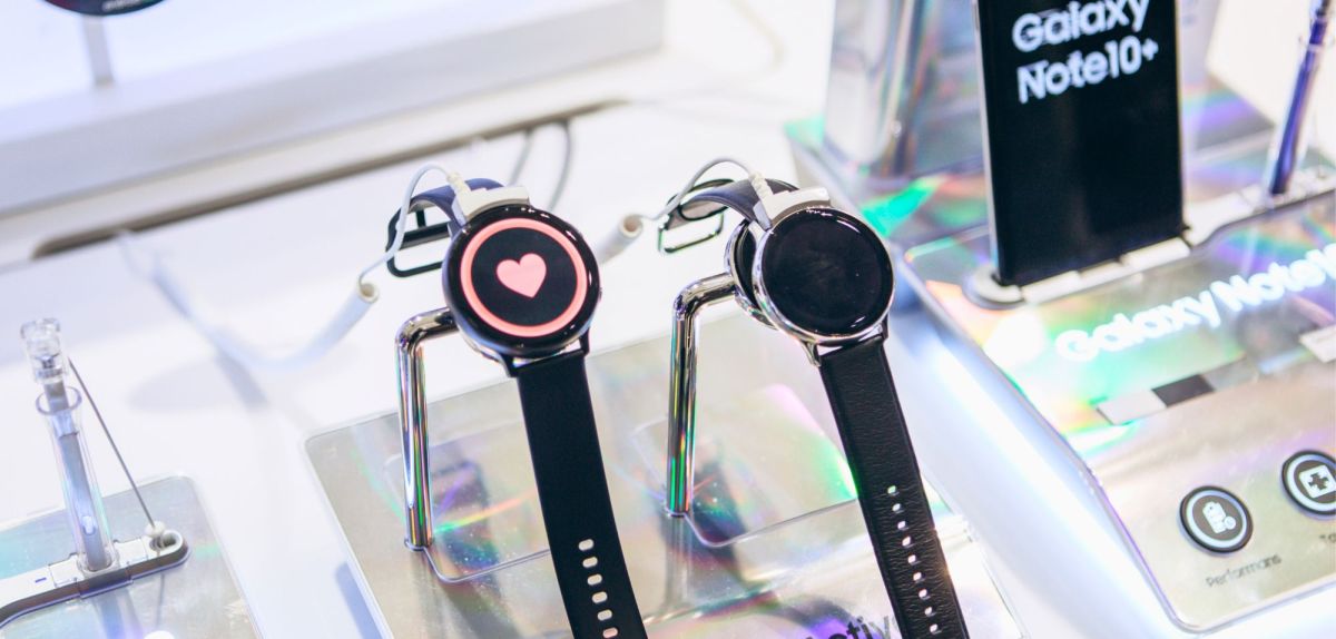 Samsung Galaxy Watch in einer Auslage