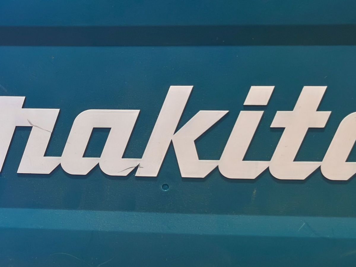 Makita-Akku-Bohrschrauber stark reduziert: Amazon schenkt dir jetzt ganze 28 Prozent