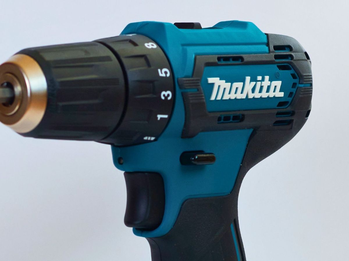 Makita-Schlagbohrschrauber