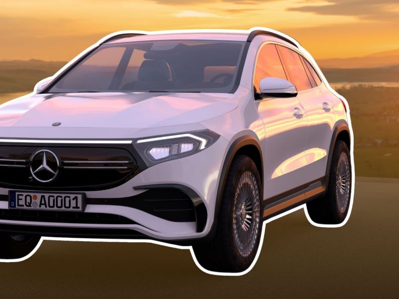 Weißes Mercedes SUV.