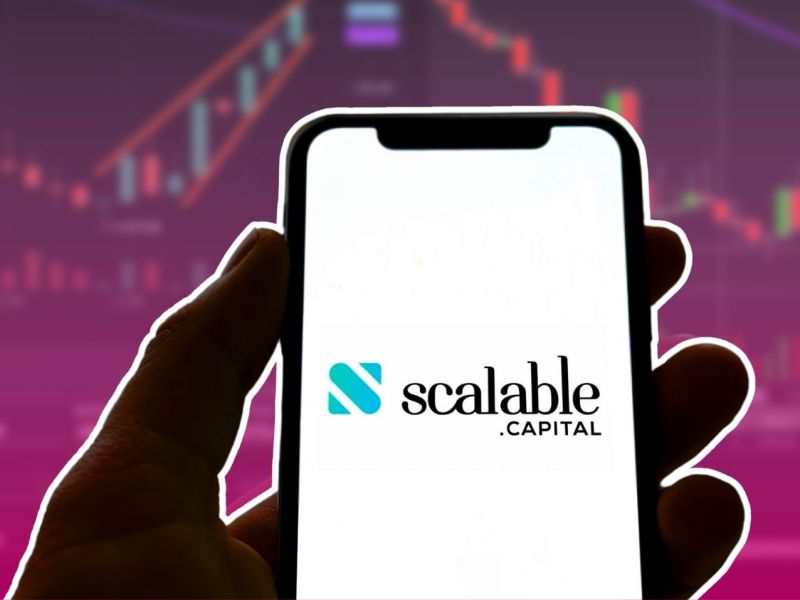 Scalable Capital-Logo auf einem Smartphone