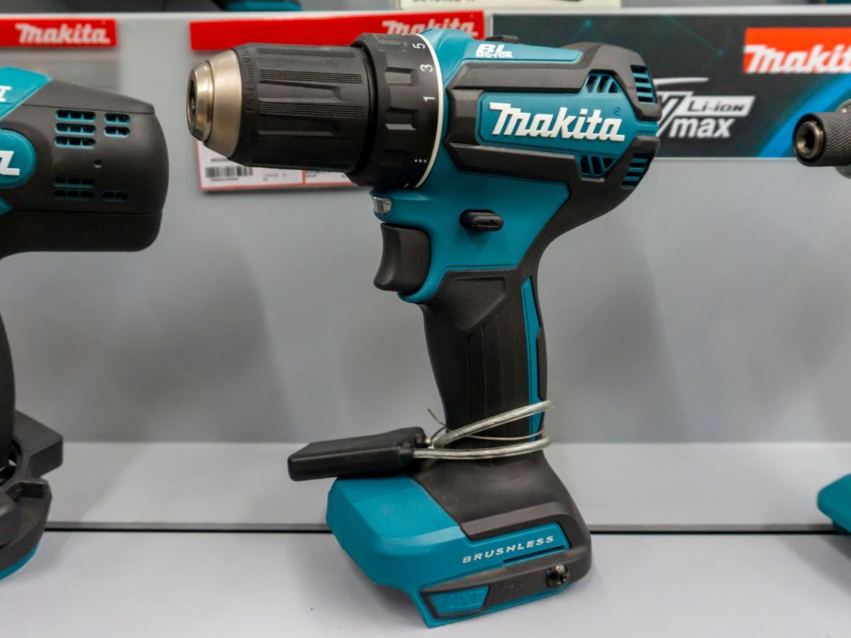 Akku-Schlagbohrschrauber von Makita ordentlich reduziert: Sichere dir jetzt 33 Prozent im Amazon-Deal