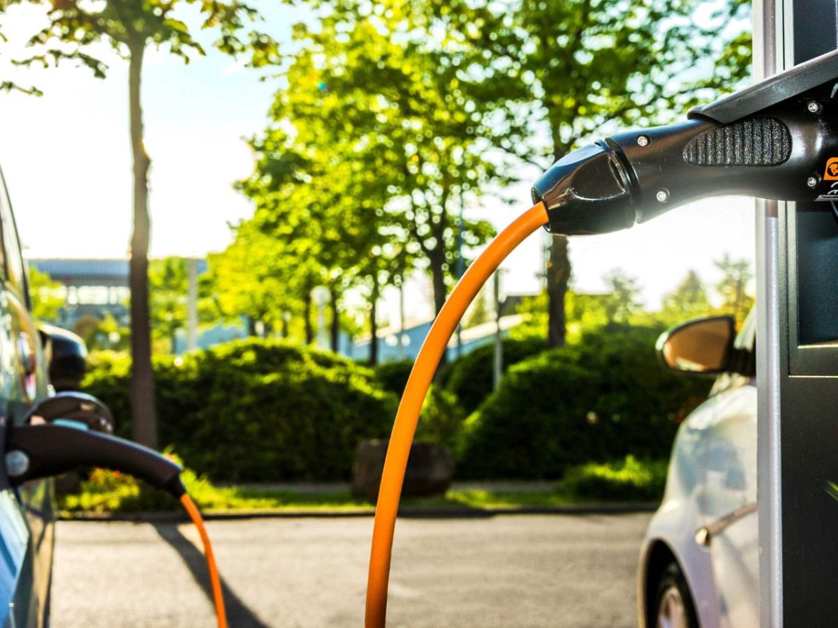 Elektroauto laden: Neue Megawatt-Technologie in Europa – 5 Minuten für 400 km Reichweite