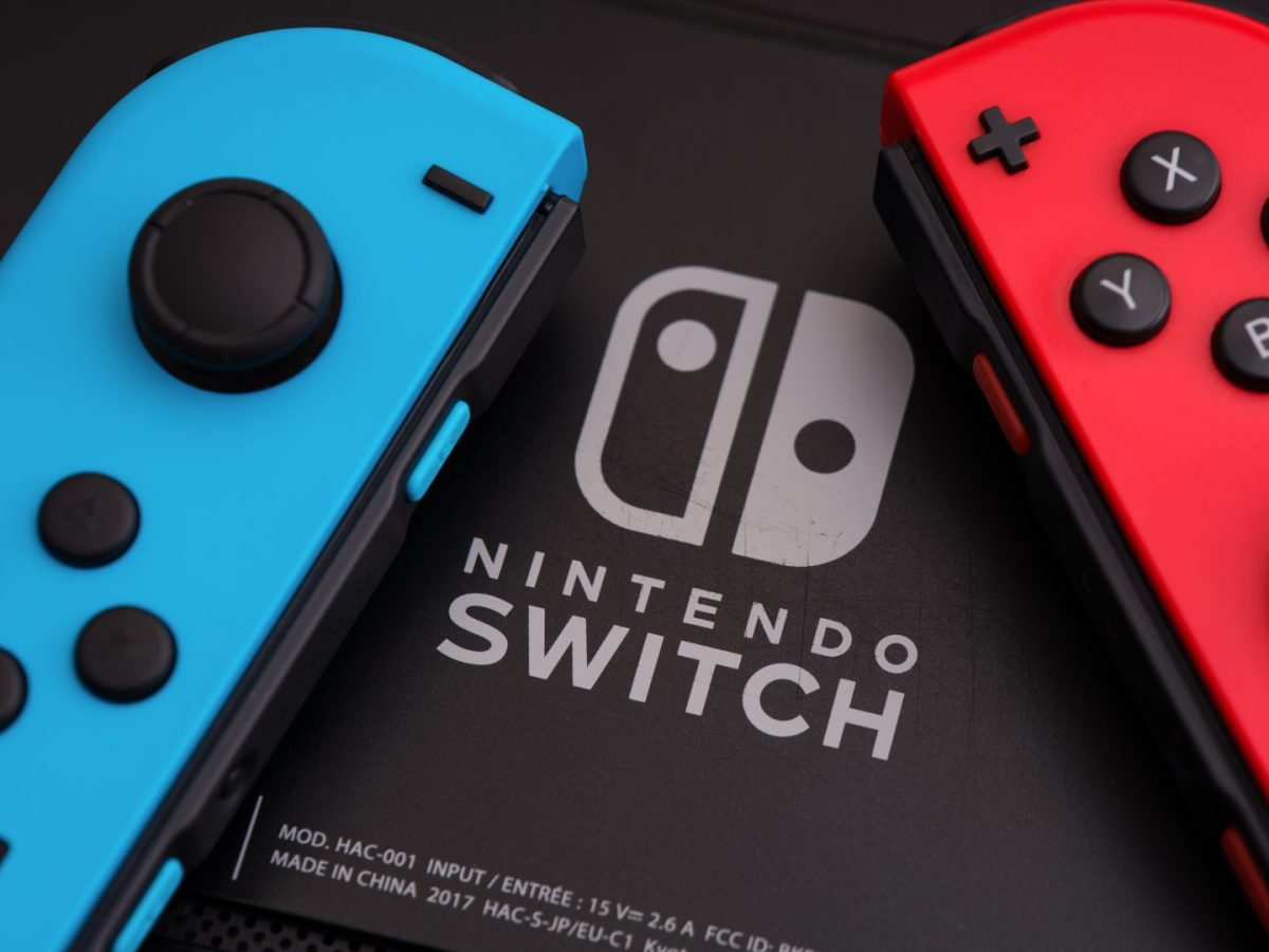 Nintendo Switch mit Joy-Cons