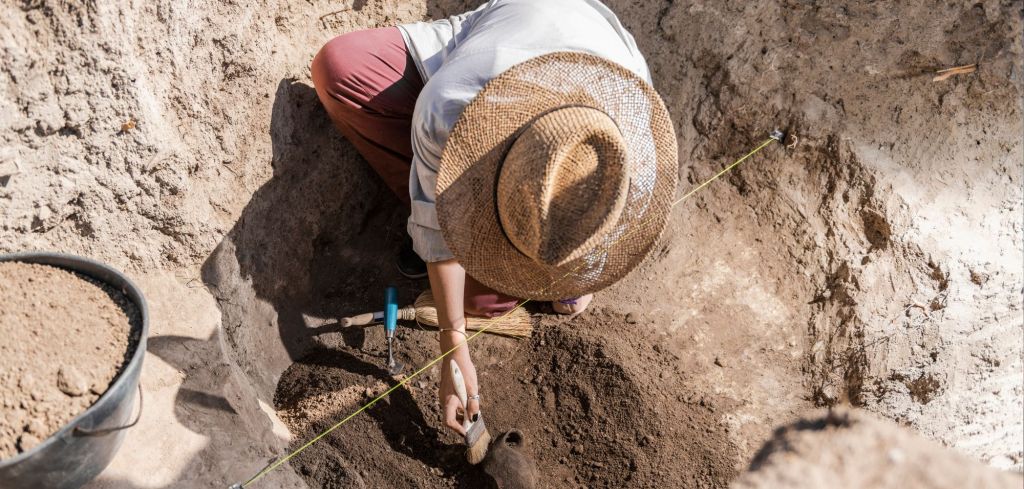 Archäologischer Fund in Deutschland: Forschende entdecken zwei uralte Grabkammern