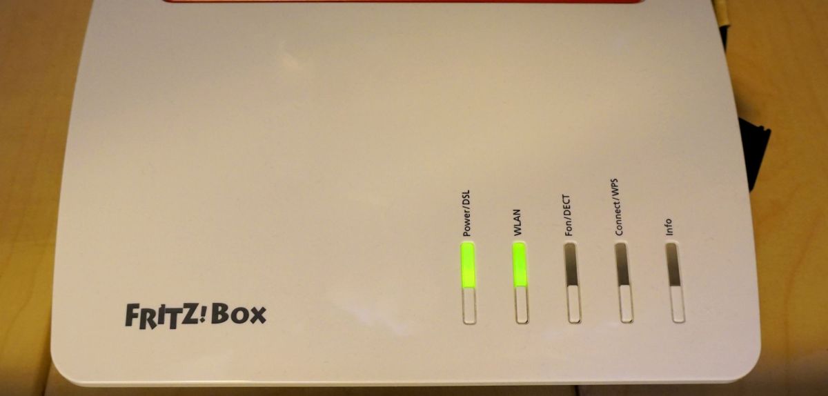 Router führt ein FritzBox-Update durch.