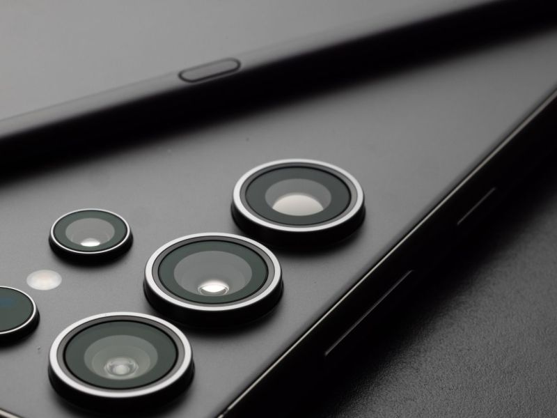 Rückseite eines Samsung Galaxy-Handys.