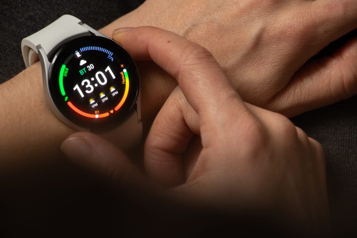 Samsung Galaxy Watch an einem Arm